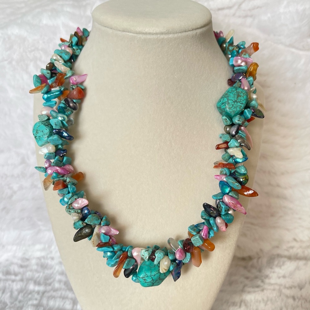 Turquoise Style Multicolor Chip Statement Necklace 18”
